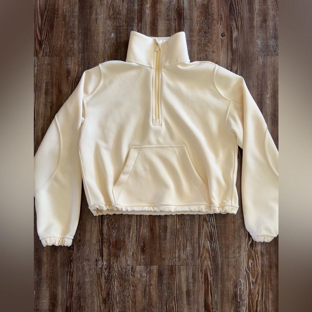 Lululemon Brushed Softstreme Half Zip
Butter Cream - Size 2